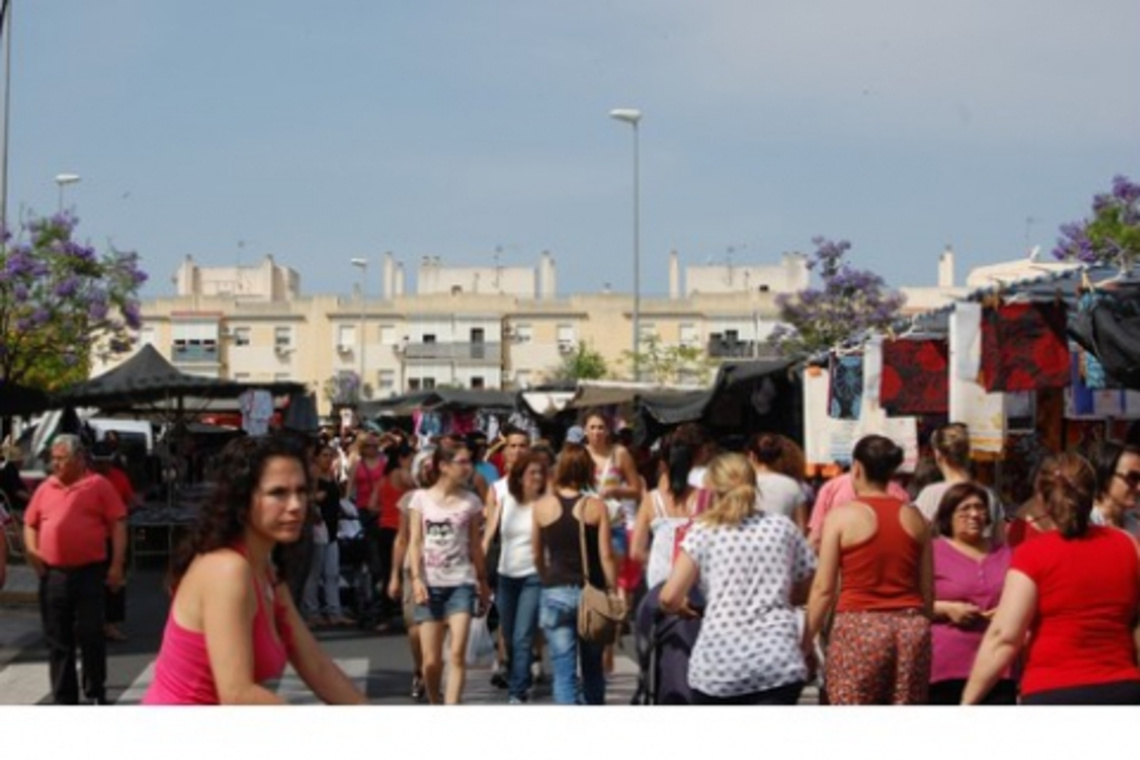 ADJUDICACION DE OCHO NUEVOS PUESTOS EN EL MERCADILLO AMBULANTE