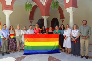 Alcalá resalta la necesidad de seguir luchando por la igualdad en el manifiesto por el Día Internacional del Orgullo