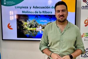 El Ayuntamiento acomete la limpieza y adecuación de los molinos ribereños tras este año de fuertes lluvias y crecidas del río Guadaíra