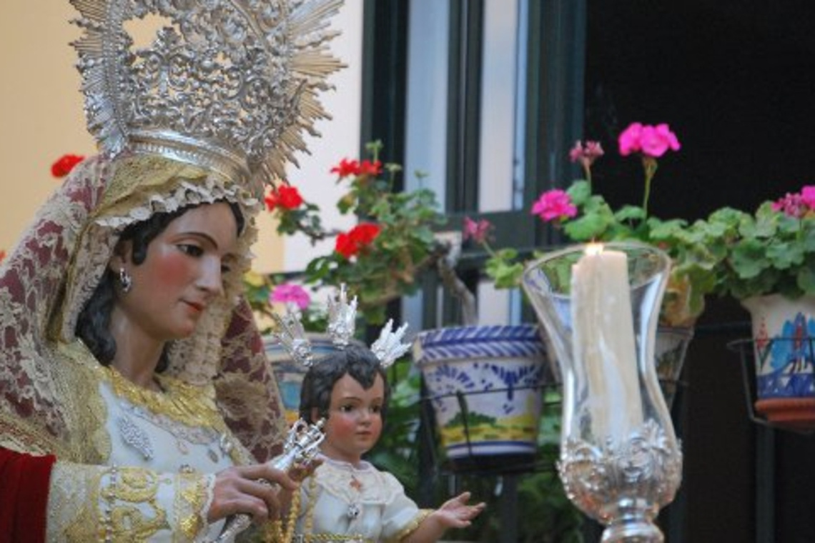 VELÁ DEL ROSARIO LOS DÍAS 14 Y 15 DE SEPTIEMBRE