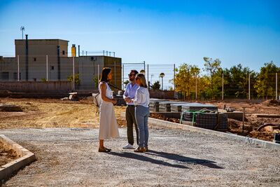 A buen ritmo las obras de la nueva área de esparcimiento, zona verde y aparcamiento público en Puerta de Alcalá