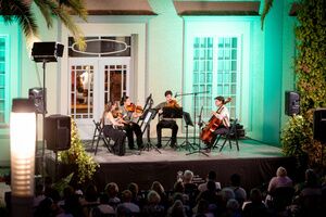 El cuarteto Bruma deleitó al público con su propuesta en el ciclo ‘Música en el Patio’