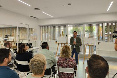 El Ayuntamiento inicia las obras de  reurbanización del entorno del Centro Cívico Cultural Sur