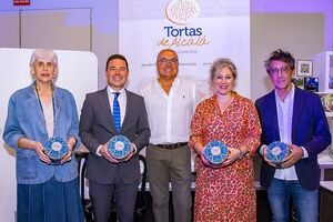 ​El Ayuntamiento apoya la iniciativa de las ‘Tortas de Alcalá en Lata’ como grandes embajadoras de la gastronomía local