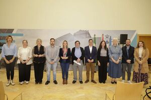 El Ayuntamiento homenajea a las víctimas del franquismo como marca la Ley de Memoria Democrática