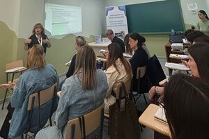 Los técnicos de Servicios Sociales en coordinación del equipo Eracis+ actualizan conocimientos sobre distintas normativas en una jornada formativa en el Distrito  Norte