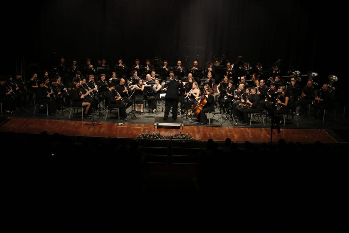 La Banda de Alcalá le da la bienvenida a la Navidad con el concierto ‘Una Navidad de Cine’
