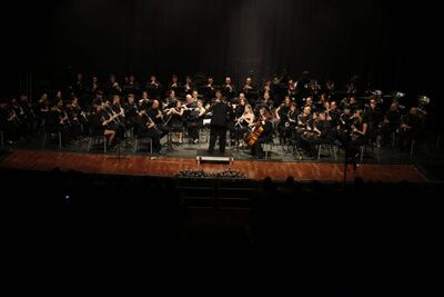 La Banda de Alcalá le da la bienvenida a la Navidad con el concierto ‘Una Navidad de Cine’