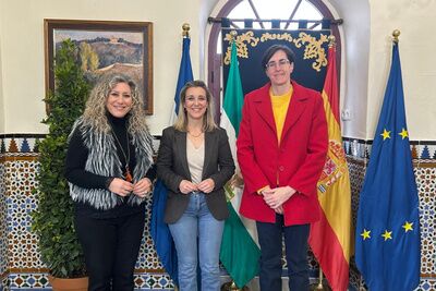 El Ayuntamiento respalda a la Asociación de Carnaval por su dilatado trabajo por fiesta popular centenaria