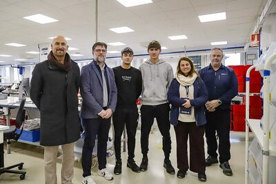 El Ayuntamiento intermedia entre el ámbito educativo y el sector empresarial para la recepción de estudiantes en prácticas