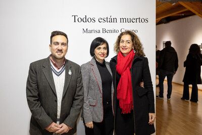 La alcalareña Marisa Benito Crespo expone en el Museo la colección de arte plástica y visual ‘Todos están muertos’