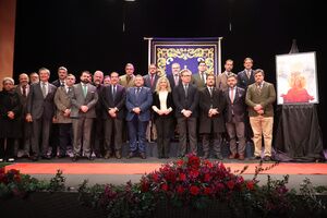 Una pintura de Juan Miguel Martín dedicada a la Hermandad del Rosario anuncia la Semana Santa de Alcalá 2026