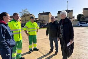 Alcalá refuerza su compromiso ambiental con una nueva plantación en la Plaza de Lima