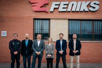 La alcaldesa visita la empresa Feniks, referente industrial en innovación y fabricación de vehículos especiales en Alcalá