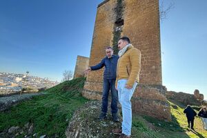 La investigación del exterior de la Torre del Homenaje apunta a un acceso al Castillo