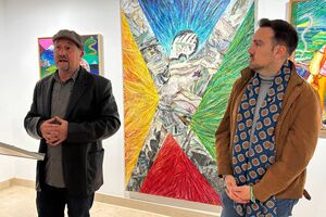 Inaugurada en la Casa de la Cultura la exposición ‘Universo informal. Los mundos de Lolo Pavón’