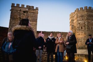 Éxito de las visitas nocturnas al Castillo de Alcalá