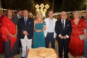 Alcalá vive este jueves la primera jornada de Feria tras el encendido del alumbrado