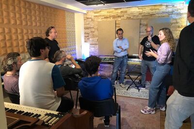 El Ayuntamiento forma e impulsa a los jóvenes a desarrollar su talento musical