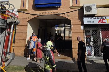 El Ayuntamiento destaca la rapidez y diligencia de las fuerzas de seguridad en el incendio del residencial Cuatro Caminos
