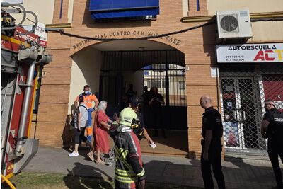 El Ayuntamiento destaca la rapidez y diligencia de las fuerzas de seguridad en el incendio del residencial Cuatro Caminos