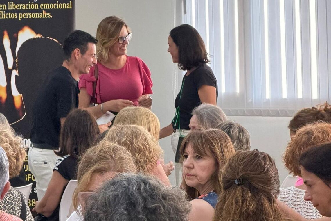 Nueva conferencia municipal de desarrollo personal de la mano del  especialista en consciencia José Antonio Gómez