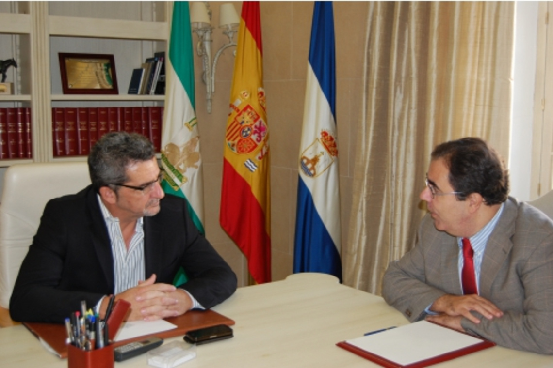 AYUNTAMIENTO Y PABLO DE OLAVIDE ABREN EL CAMINO A NUEVAS VÍAS DE COLABORACIÓN